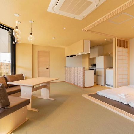 東瀛stays 6階 ゆったり庭付きワンフロア部屋 Oszaka Kültér fotó